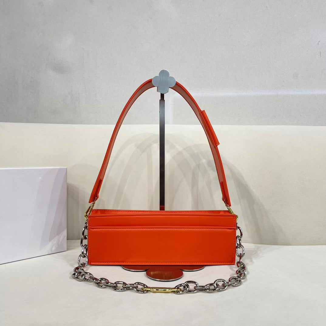 Women Bag Luxury Fashion French Vintage Chain Shoulder Messenger Bag Clutch High Quality Leather Handbag