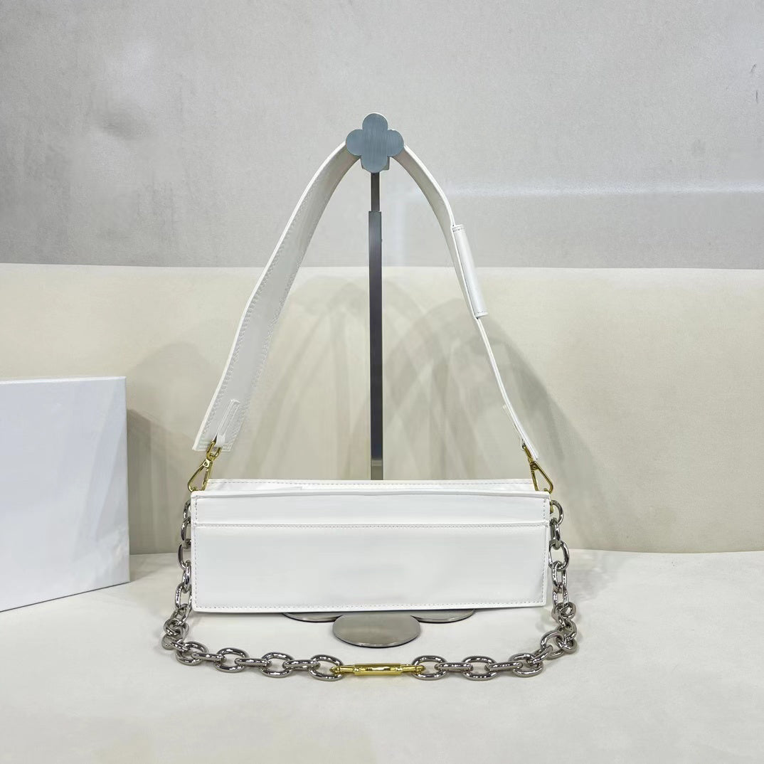 Women Bag Luxury Fashion French Vintage Chain Shoulder Messenger Bag Clutch High Quality Leather Handbag