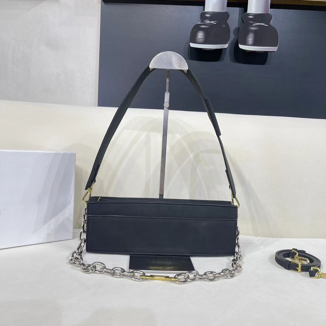 Women Bag Luxury Fashion French Vintage Chain Shoulder Messenger Bag Clutch High Quality Leather Handbag