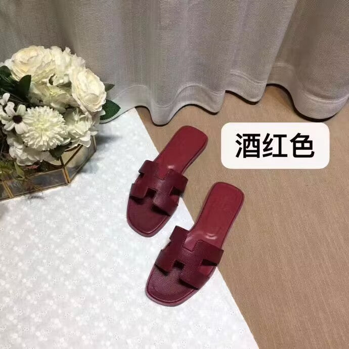 Summer Slippers Women Flat Luxury Leather Outdoor Beach Flip Flops Female Sandals Trend Design Slides Shoes Woman