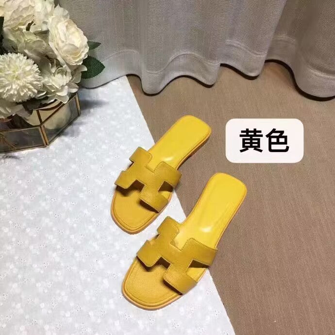 Summer Slippers Women Flat Luxury Leather Outdoor Beach Flip Flops Female Sandals Trend Design Slides Shoes Woman