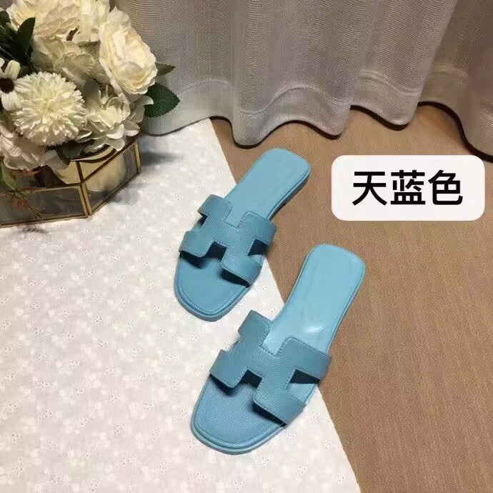 Summer Slippers Women Flat Luxury Leather Outdoor Beach Flip Flops Female Sandals Trend Design Slides Shoes Woman