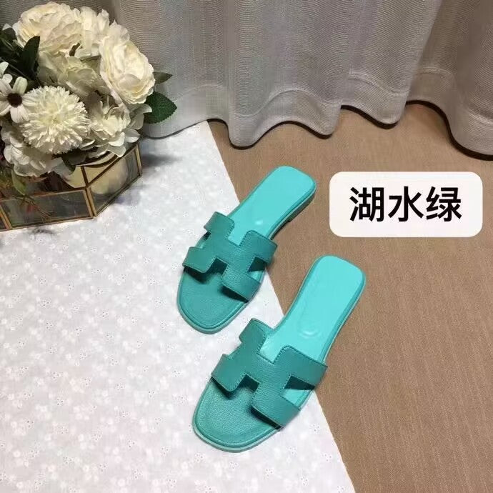 Summer Slippers Women Flat Luxury Leather Outdoor Beach Flip Flops Female Sandals Trend Design Slides Shoes Woman