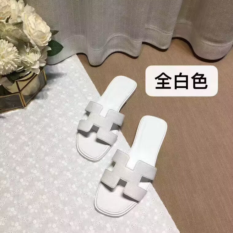 Summer Slippers Women Flat Luxury Leather Outdoor Beach Flip Flops Female Sandals Trend Design Slides Shoes Woman