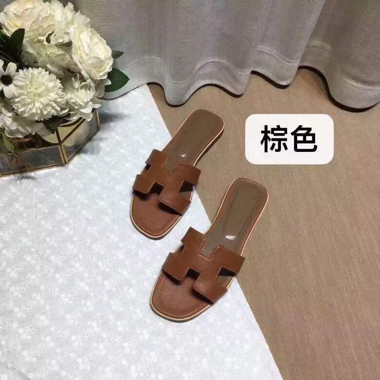 Summer Slippers Women Flat Luxury Leather Outdoor Beach Flip Flops Female Sandals Trend Design Slides Shoes Woman