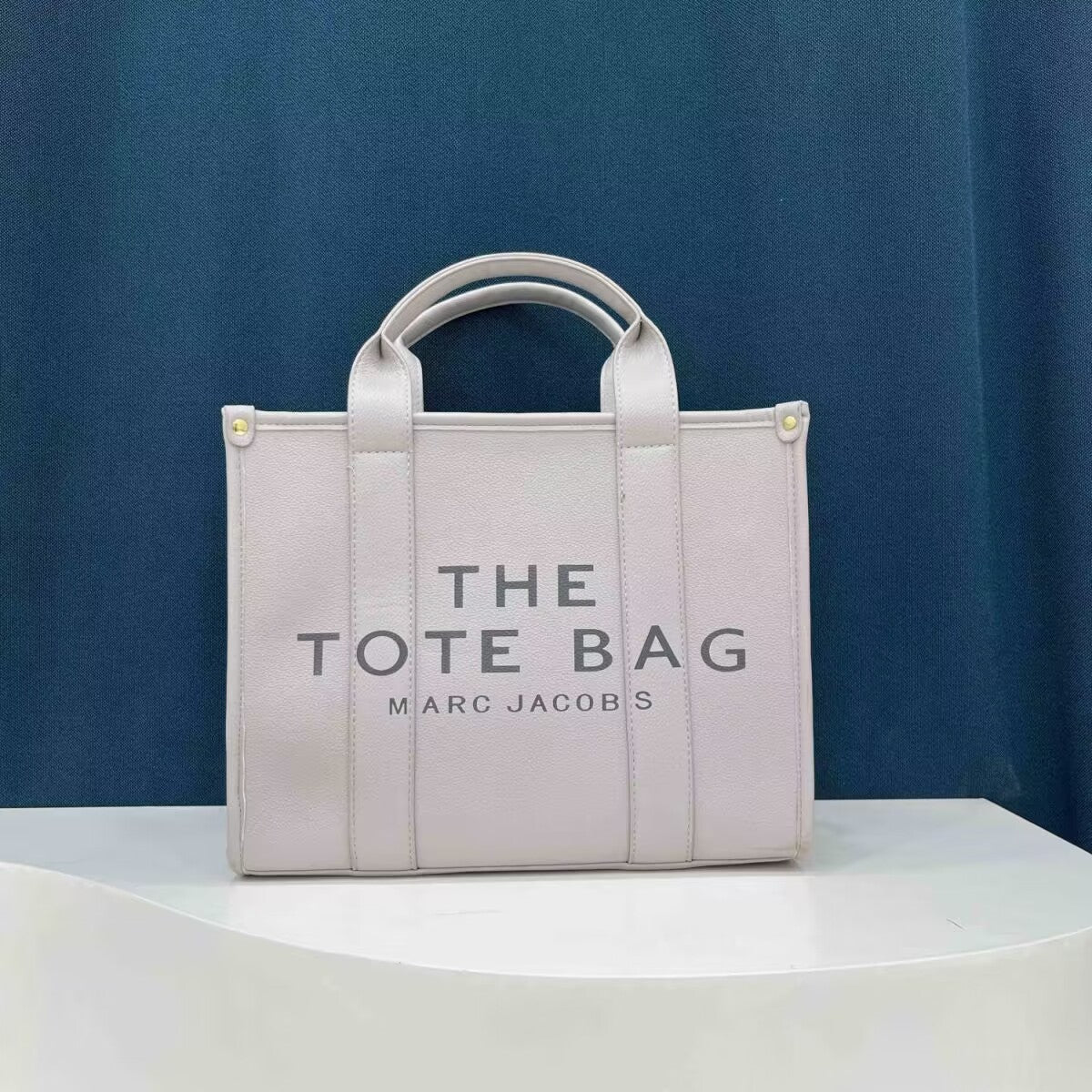 The Tote Bag for Woman Handbag New Fashion Versatile Large Capacity Fashionable Crossbody Bags Portable Luxury Letter Bag