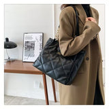 1pc black bag, 1pc jacket size L, 1 pair of gucci slides size 40-781001760