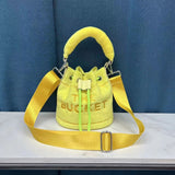 Fashion Faux Fur Women's Bucket Bag Letter Plush Shoulder Crossbody Purses Designer Winter Letter Plush Shoulder Crossbody Bags